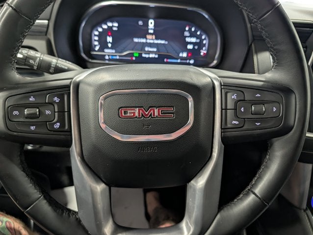 2024 GMC Yukon SLT Luxury Package Moonroof 5.3L V8 Heated Cooled Buckets