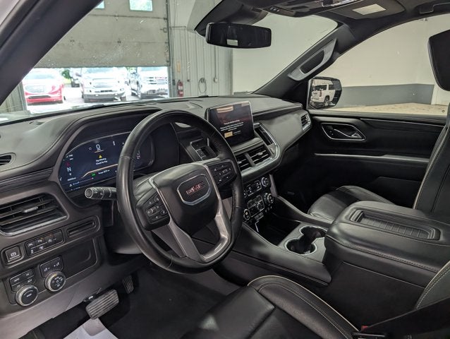 2024 GMC Yukon SLT Luxury Package Moonroof 5.3L V8 Heated Cooled Buckets