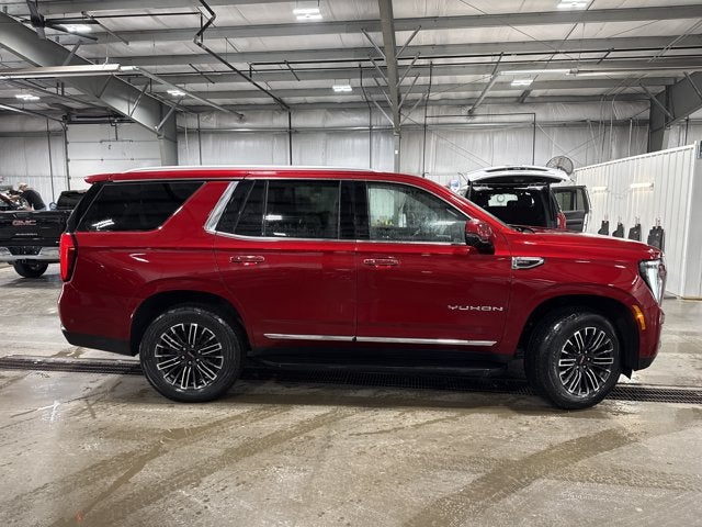 2025 GMC Yukon Elevation