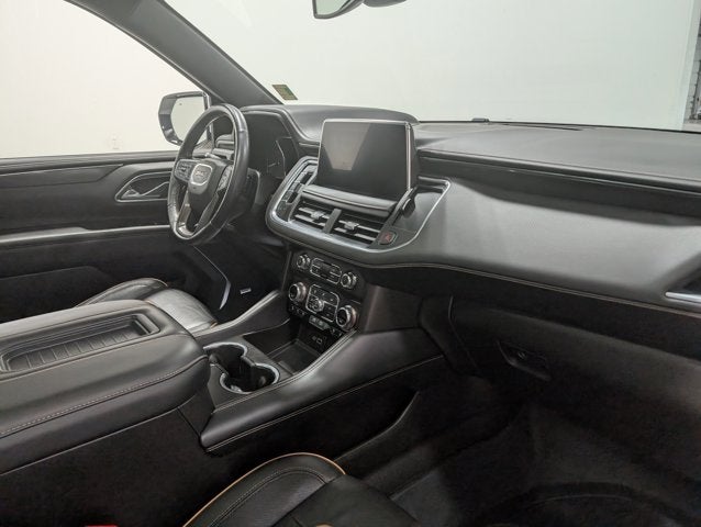2021 GMC Yukon AT4 Premium Plus Package Panoramic Roof Power Steps Trailer Tech