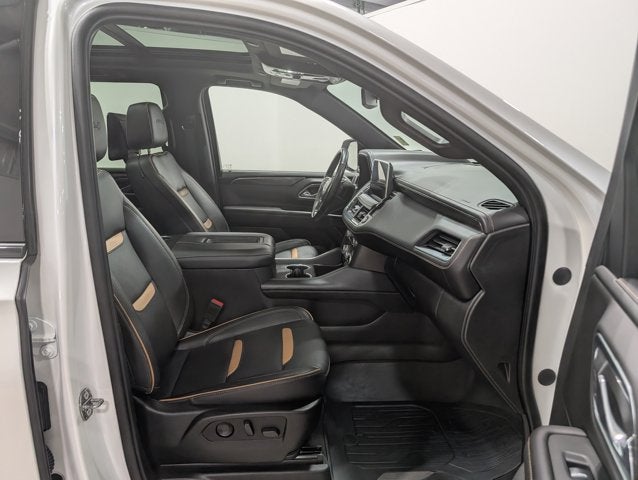 2021 GMC Yukon AT4 Premium Plus Package Panoramic Roof Power Steps Trailer Tech