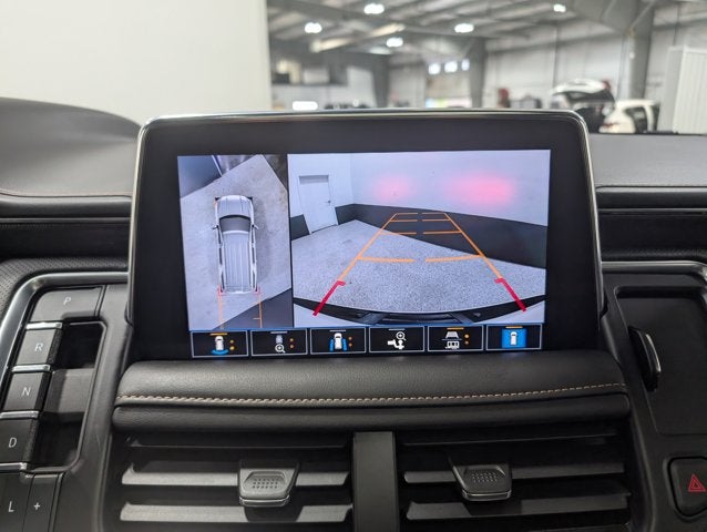 2021 GMC Yukon AT4 Premium Plus Package Panoramic Roof Power Steps Trailer Tech