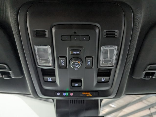 2024 GMC Yukon AT4 6.2L V8 Technology Package Max Trailering Package