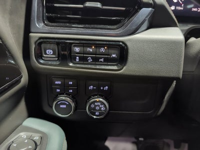 2025 GMC Yukon AT4 Premium Pkg Technology Pkg Panoramic Roof 5.3 V8