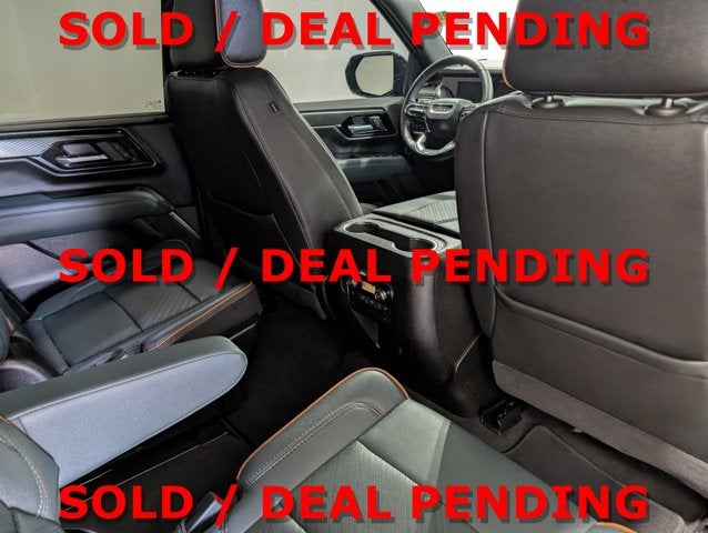2025 GMC Yukon AT4 Premium Pkg Technology Pkg Panoramic Roof 5.3 V8