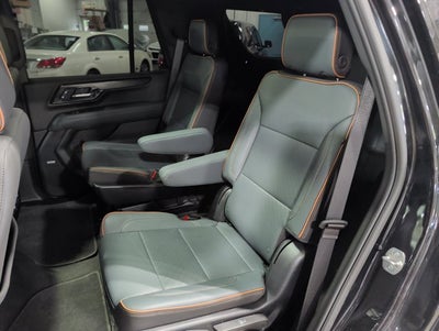 2025 GMC Yukon AT4 Premium Pkg Technology Pkg Panoramic Roof 5.3 V8