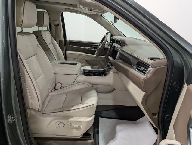 2024 GMC Yukon Denali 6.2L Panoramic Roof Max Trailering ProGrade Tow