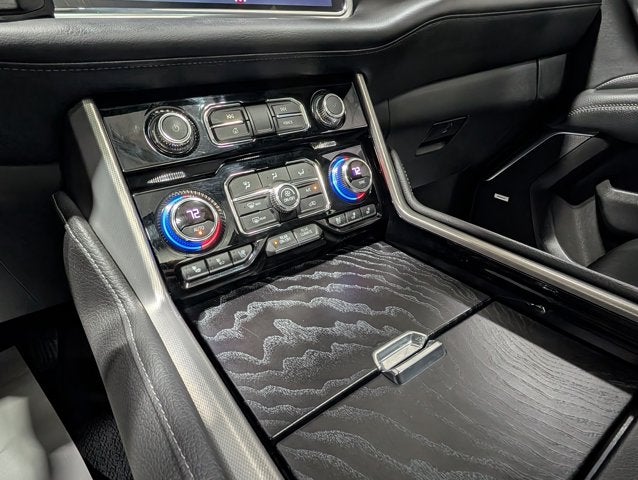 2022 GMC Yukon Denali Preferred Pkg Panoramic Roof Power Boards Tech Navigation