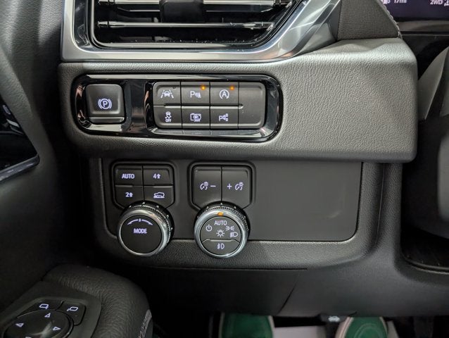 2026 GMC Yukon Denali Sunroof Power Steps Carbon Flash Wheels 6.2 V8