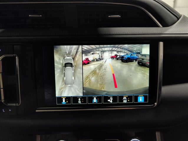 2024 GMC Yukon Denali Premium Leather Heated/Cooled