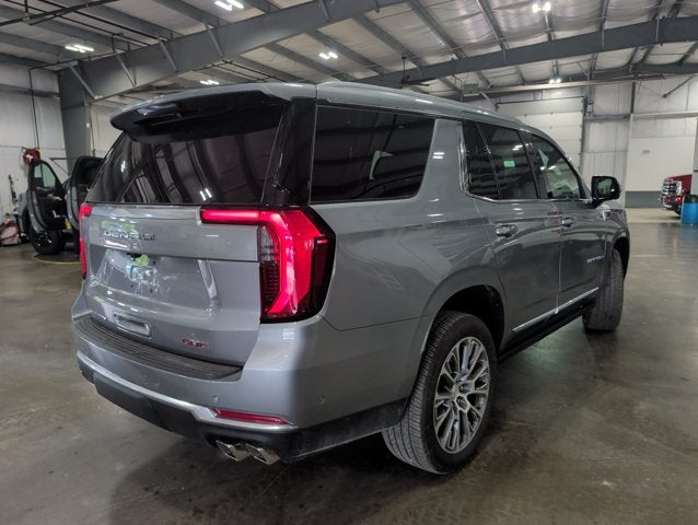 2026 GMC Yukon Denali 6.2L V8 Sun and Steps Pkg 22 Inch Wheels