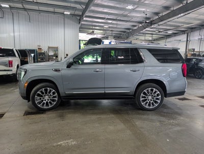 2026 GMC Yukon Denali 6.2L V8 Sun and Steps Pkg 22 Inch Wheels