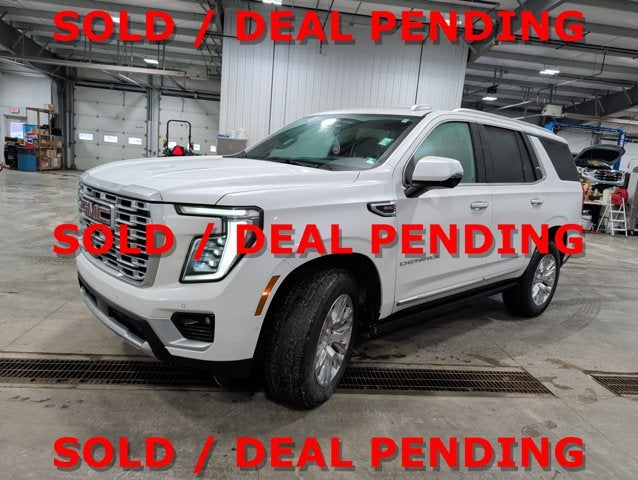 2025 GMC Yukon Denali Preferred Pkg Panoramic Roof Power Steps 6.2L V8 Technology Bose