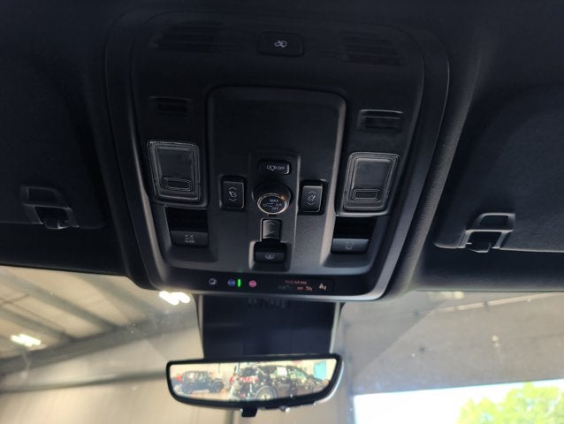 2025 GMC Yukon Denali 6.2L EcoTec3 V8 Reserve 22s 4WD Leather