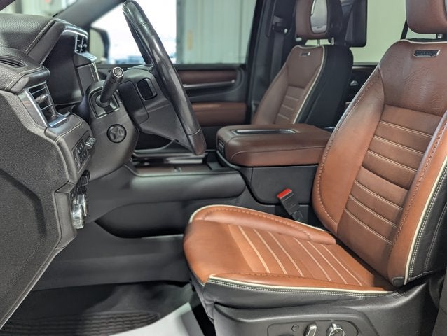 2023 GMC Yukon Denali Ultimate 6.2L V8 Panoramic Roof Massage Seats Alpine Leather