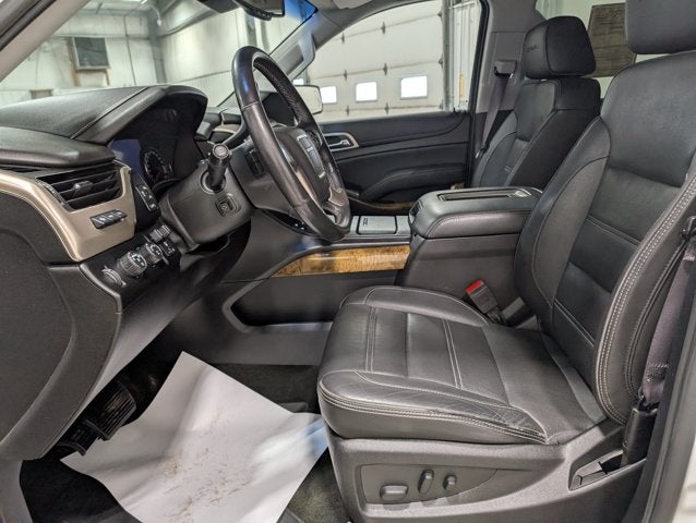 2017 GMC Yukon XL Denali 6.2L EcoTec3 V8 Enhanced Security Package Summit White