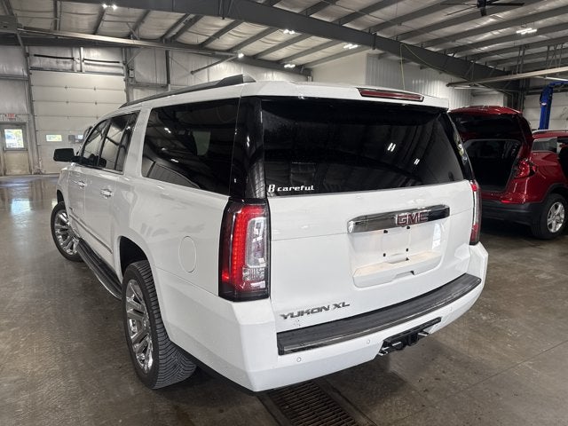 2017 GMC Yukon XL Base