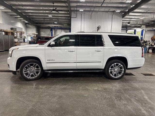 2017 GMC Yukon XL Base