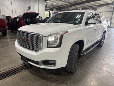 2017 GMC Yukon XL Base