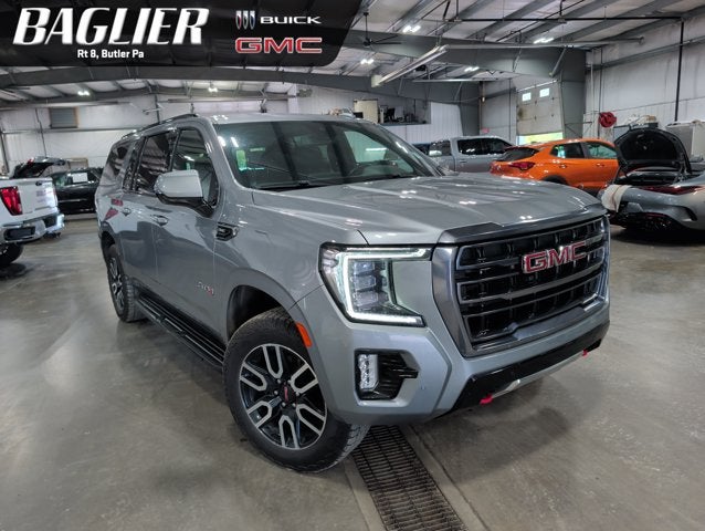 2023 GMC Yukon XL AT4 6.2L V8 GMC Pro Safety Plus Dual-Pane Sunroof Sterling Metallic