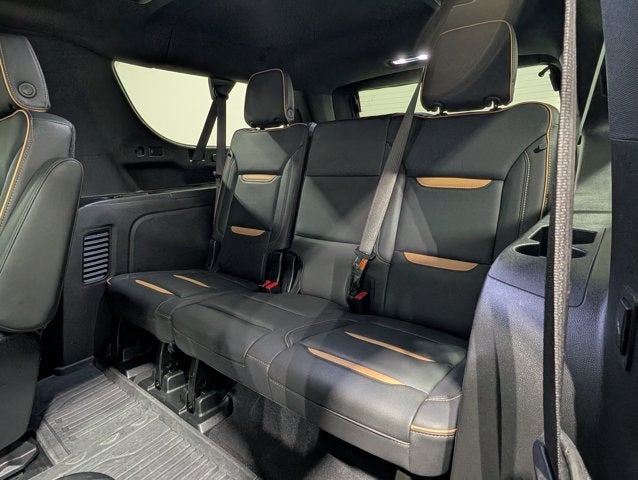 2023 GMC Yukon XL AT4 6.2L V8 GMC Pro Safety Plus Dual-Pane Sunroof Sterling Metallic