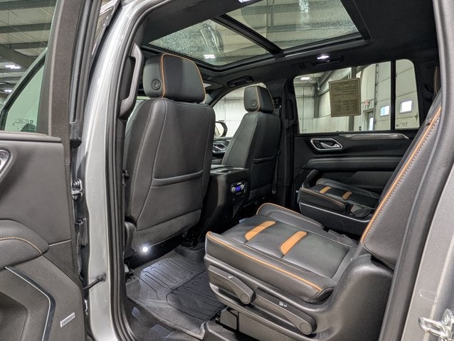 2023 GMC Yukon XL AT4 6.2L V8 GMC Pro Safety Plus Dual-Pane Sunroof Sterling Metallic