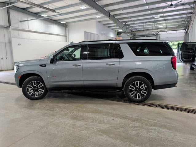 2023 GMC Yukon XL AT4 6.2L V8 GMC Pro Safety Plus Dual-Pane Sunroof Sterling Metallic
