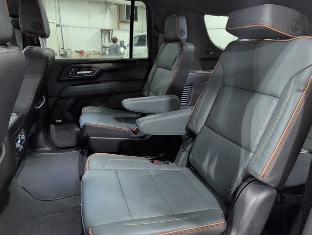 2025 GMC Yukon XL AT4