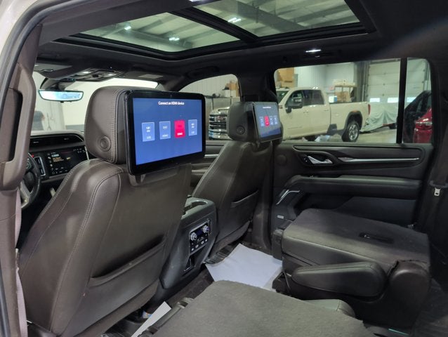 2022 GMC Yukon XL Denali Ultimate Pkg Max Trailering Pkg Rear Media Panoramic Roof