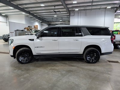2022 GMC Yukon XL Denali Ultimate Pkg Max Trailering Pkg Rear Media Panoramic Roof