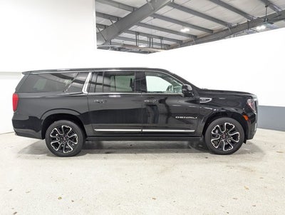 2023 GMC Yukon XL Denali Advanced Tech Pkg Rear Entertainment Dual-Pane Sunroof 22" Black Wheels