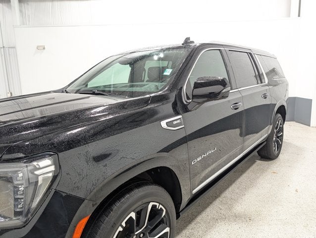 2023 GMC Yukon XL Denali Advanced Tech Pkg Rear Entertainment Dual-Pane Sunroof 22" Black Wheels