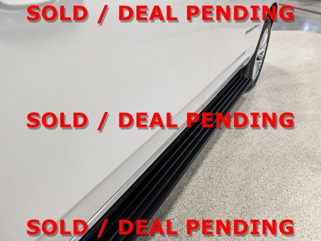 2024 GMC Yukon XL Denali XL Panoramic Roof 22’s White Frost King of the Road