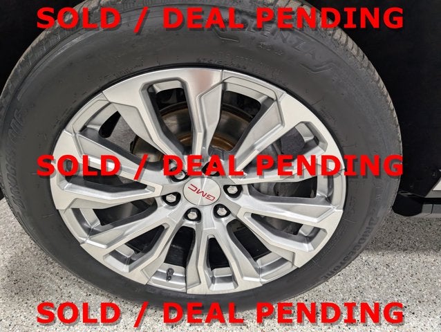 2024 GMC Yukon XL Denali XL Panoramic Roof 22’s White Frost King of the Road