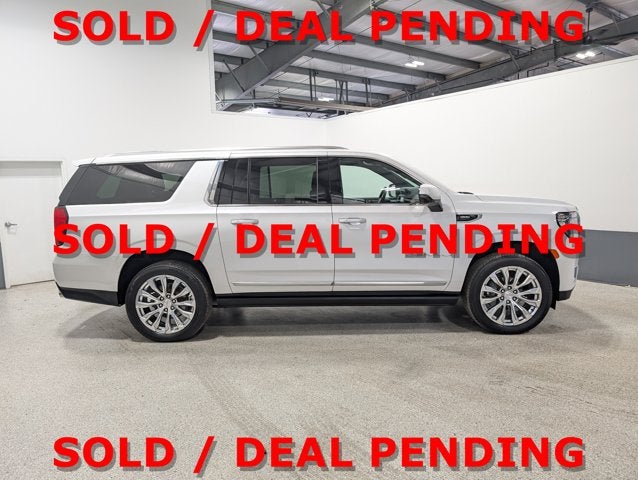 2024 GMC Yukon XL Denali XL Panoramic Roof 22’s White Frost King of the Road