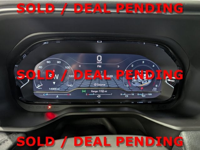 2024 GMC Yukon XL Denali XL Panoramic Roof 22’s White Frost King of the Road