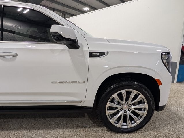 2023 GMC Yukon XL Denali Denali Pkg 22s Pwr Steps Panoramic Roof Adaptive Cruise 6.2L V8