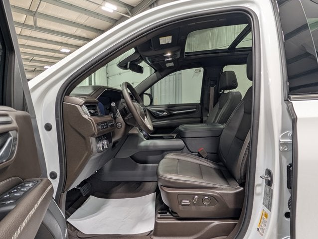 2023 GMC Yukon XL Denali Denali Pkg 22s Pwr Steps Panoramic Roof Adaptive Cruise 6.2L V8