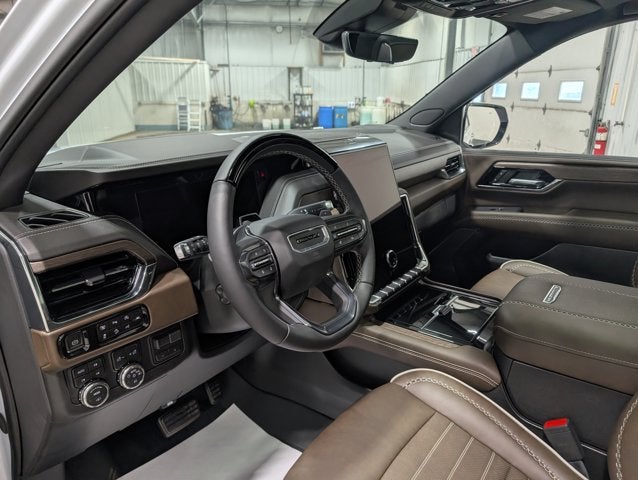 2026 GMC Yukon XL Denali Ultimate Night Vision Pano Roof Massaging Seats