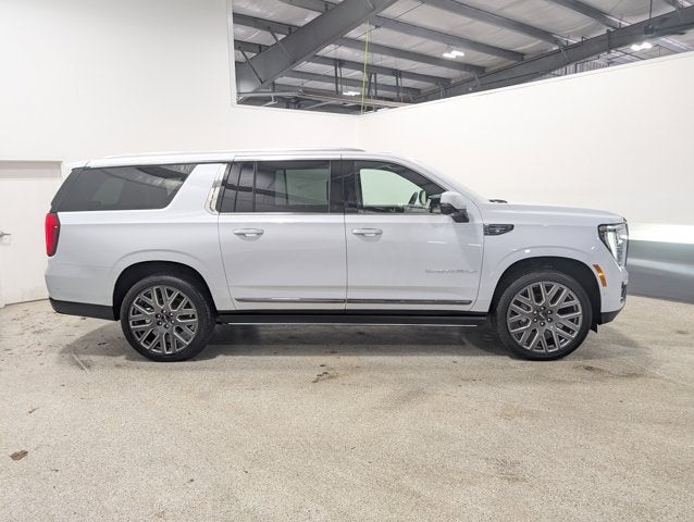 2026 GMC Yukon XL Denali Ultimate Night Vision Pano Roof Massaging Seats