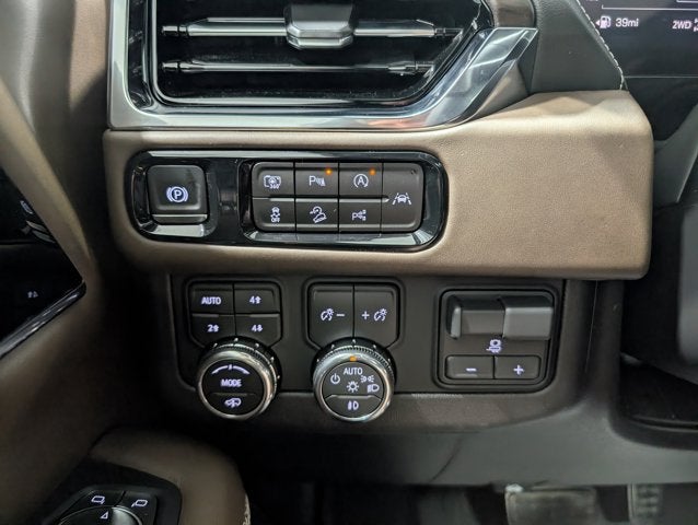 2026 GMC Yukon XL Denali Ultimate Night Vision Pano Roof Massaging Seats