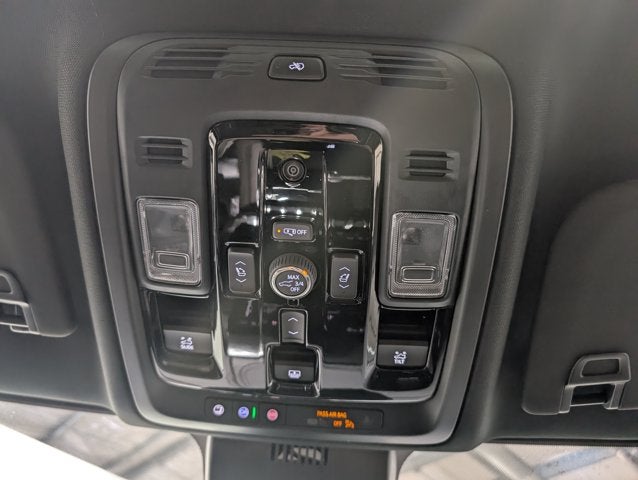 2026 GMC Yukon XL Denali Ultimate Night Vision Pano Roof Massaging Seats