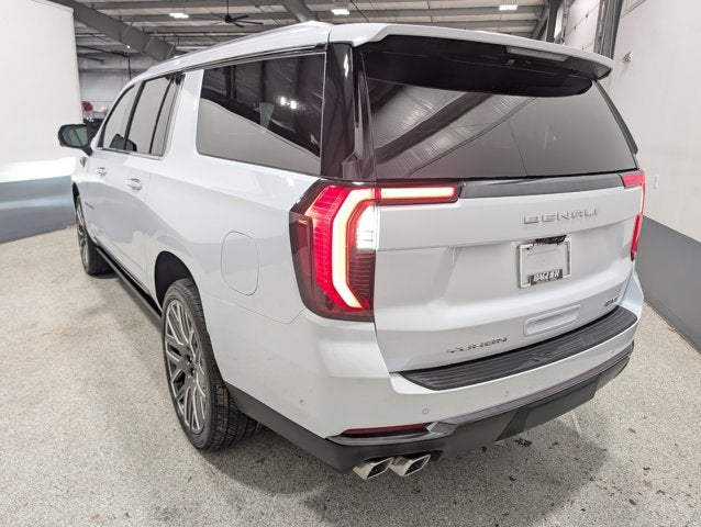 2026 GMC Yukon XL Denali Ultimate Night Vision Pano Roof Massaging Seats