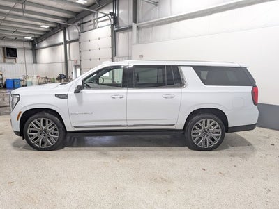 2026 GMC Yukon XL Denali Ultimate Night Vision Pano Roof Massaging Seats