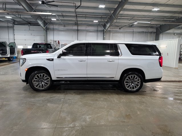2023 GMC Yukon XL Denali Ultimate Super Cruise Panoramic Roof Heated/Cooled Leather