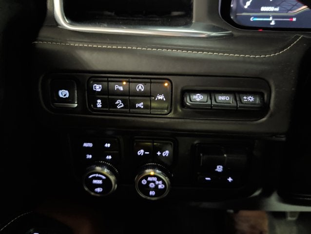 2023 GMC Yukon XL Denali Ultimate Super Cruise Panoramic Roof Heated/Cooled Leather