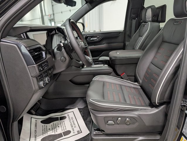 2026 GMC Yukon AT4 Ultimate 3.0L Duramax Turbo-Diesel Air Suspension Onyx Black