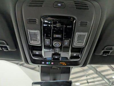 2026 GMC Yukon AT4 Ultimate 3.0L Duramax Turbo-Diesel Air Suspension Onyx Black