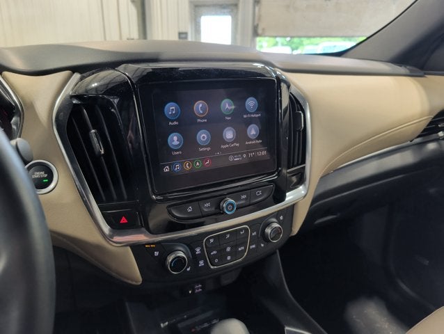 2023 Chevrolet Traverse Premier Dual Skyscape Roof V6 Navigation Heated Cooled Seats