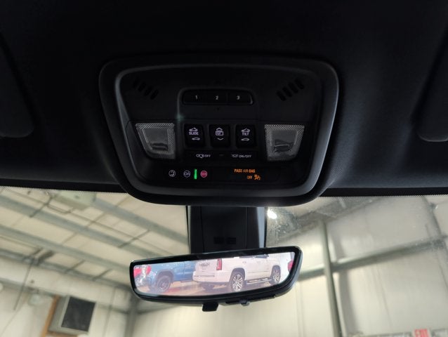 2023 Chevrolet Traverse Premier Dual Skyscape Roof V6 Navigation Heated Cooled Seats